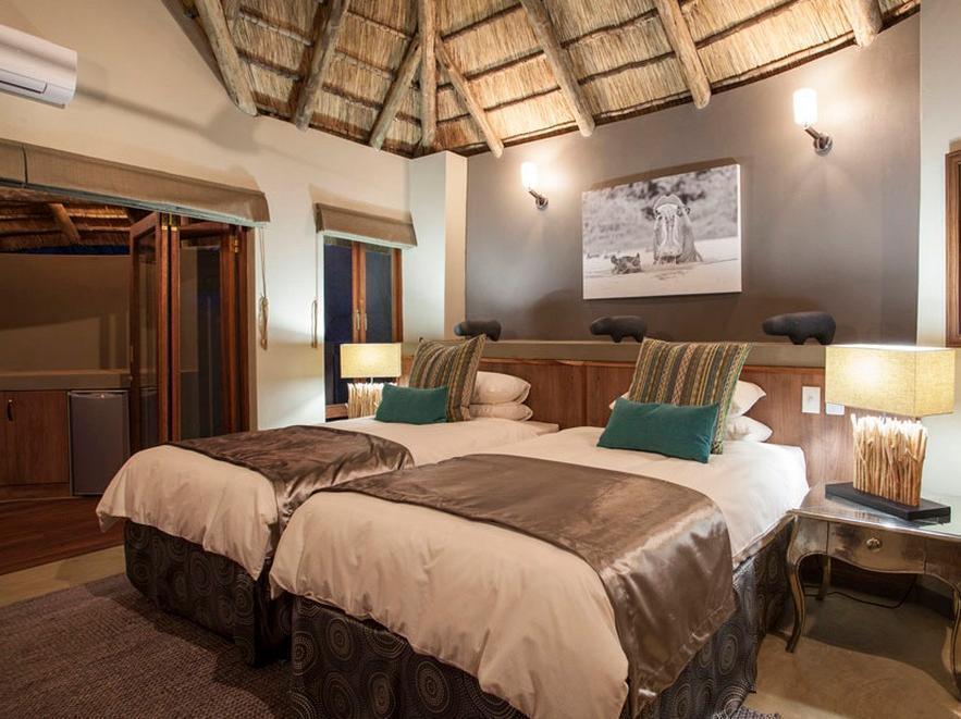 Tambuti Lodge Pilanesberg Exterior photo