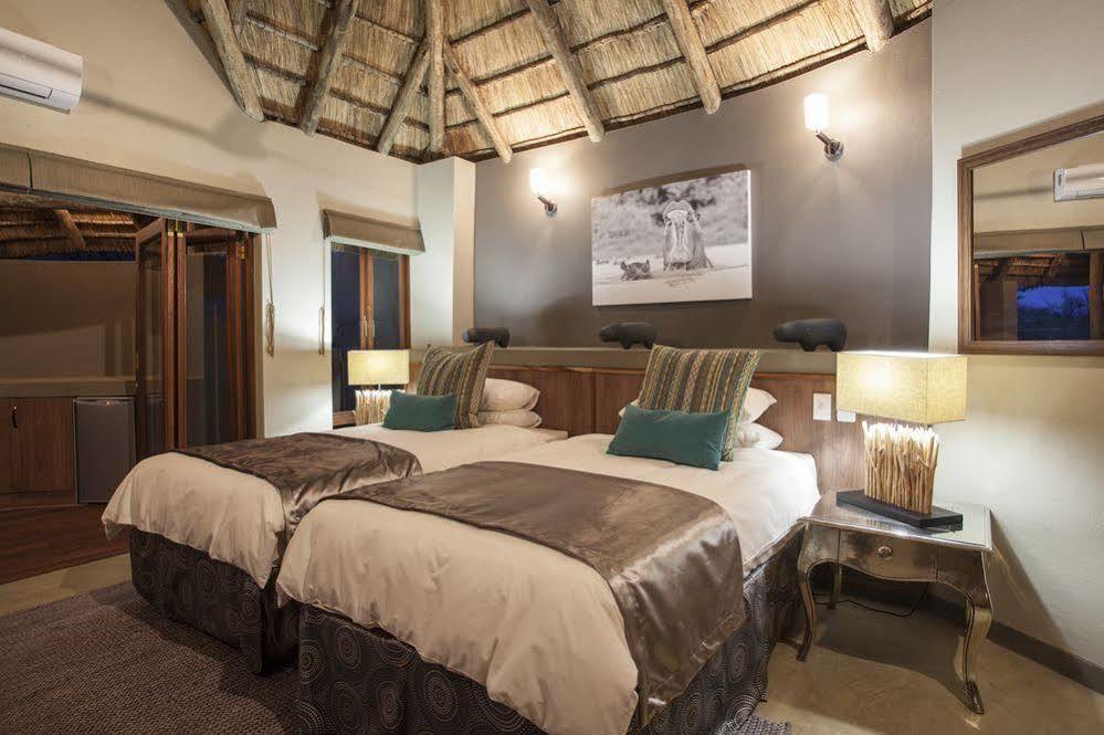 Tambuti Lodge Pilanesberg Exterior photo