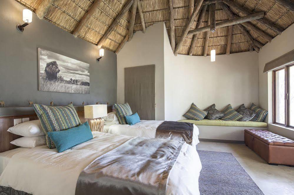 Tambuti Lodge Pilanesberg Exterior photo
