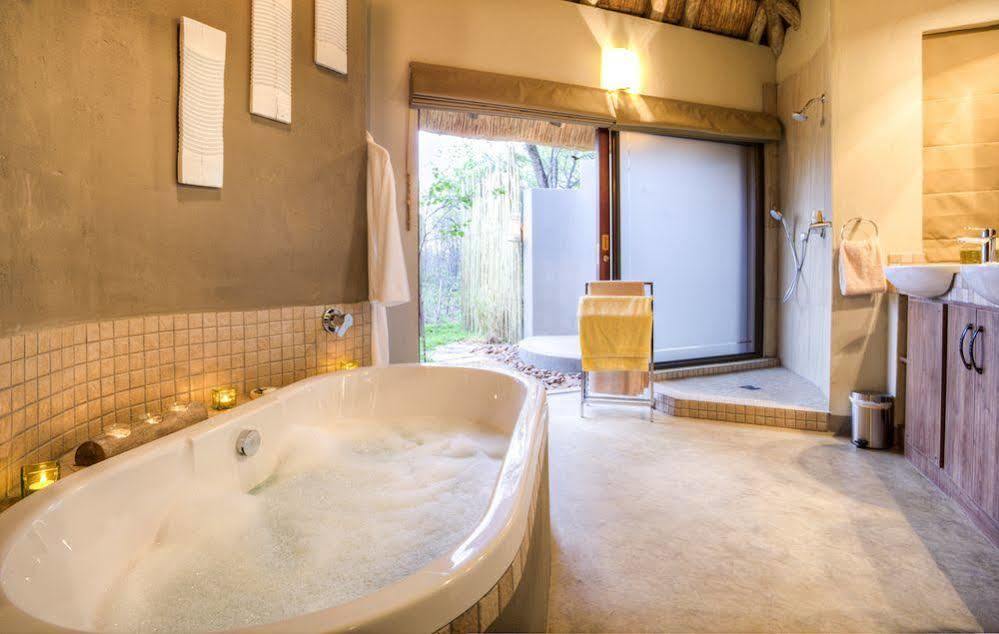 Tambuti Lodge Pilanesberg Exterior photo