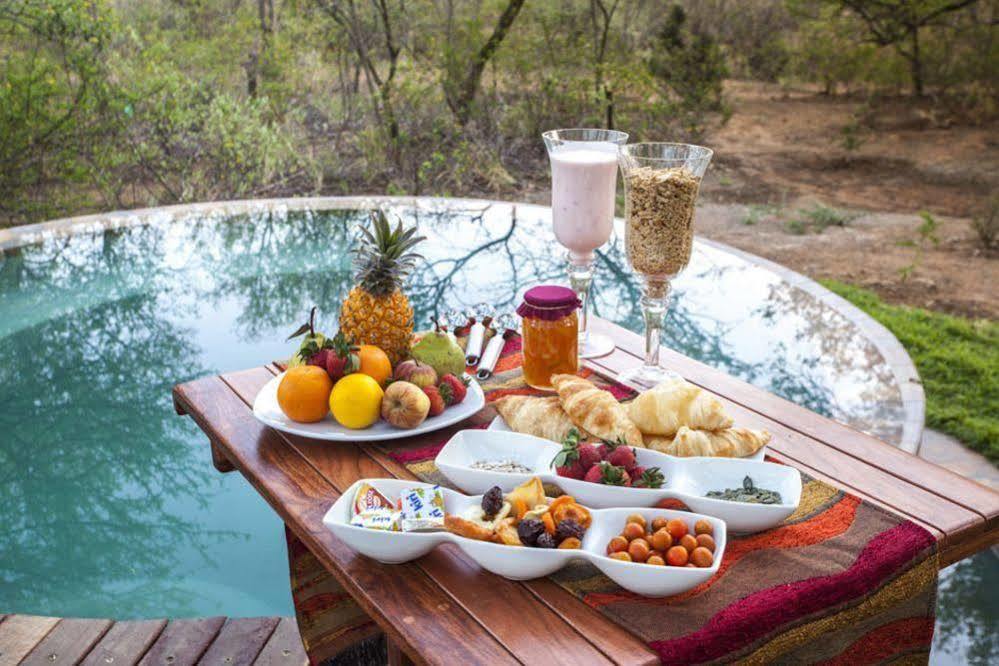 Tambuti Lodge Pilanesberg Exterior photo