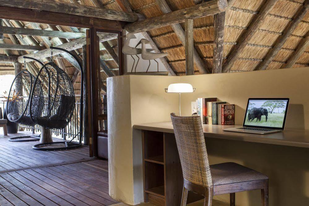 Tambuti Lodge Pilanesberg Exterior photo